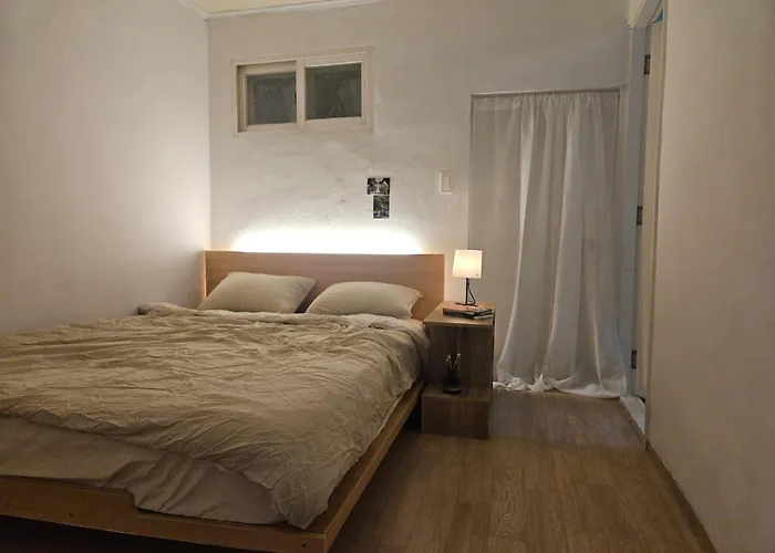Friendshouse For Family Trip, 4rooms - 9mins From Stn Apartment *